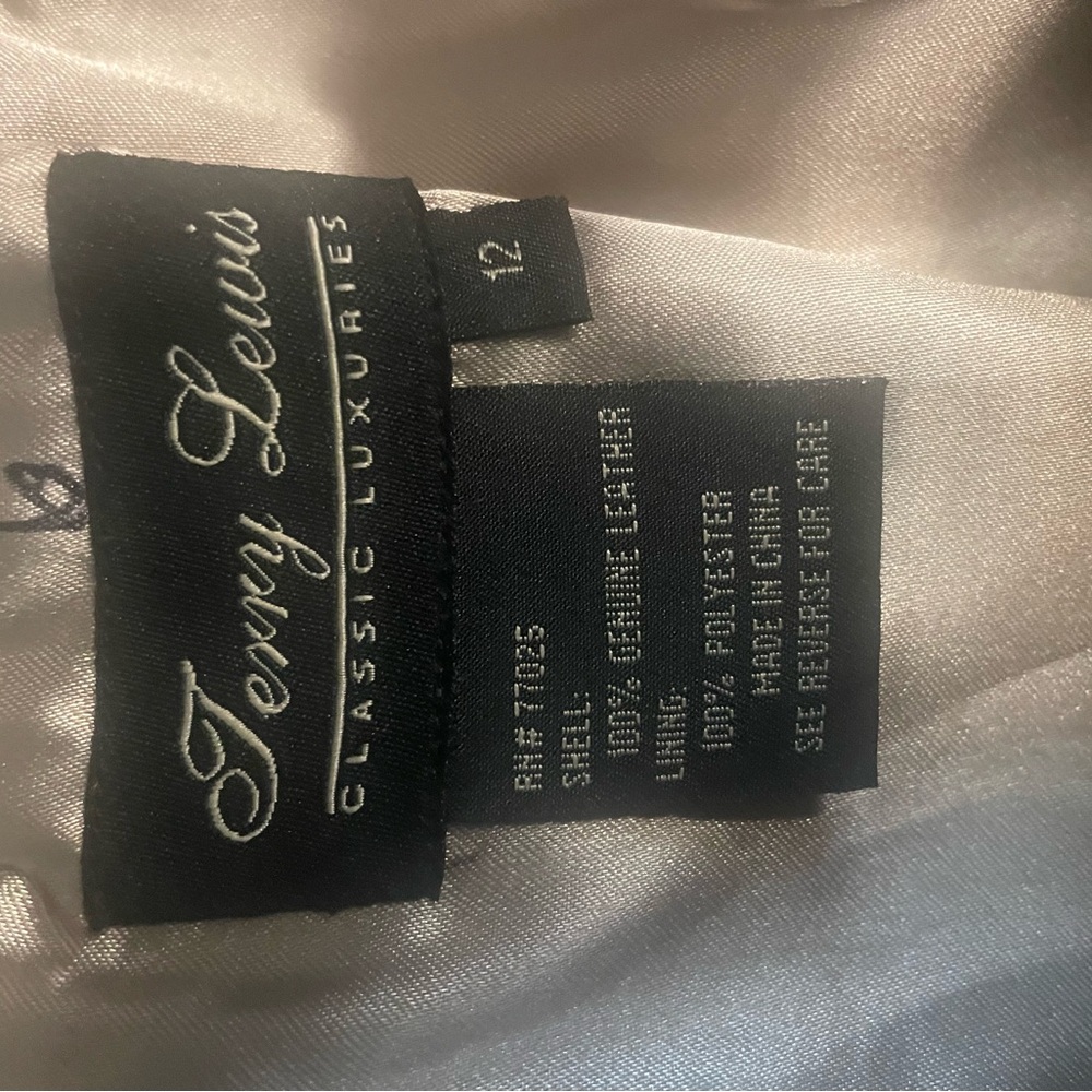 Vintage Terry Lewis Leather Skirt Size 12 Side Zip, Partial Elastic Waist. Aline - Picture 7 of 11